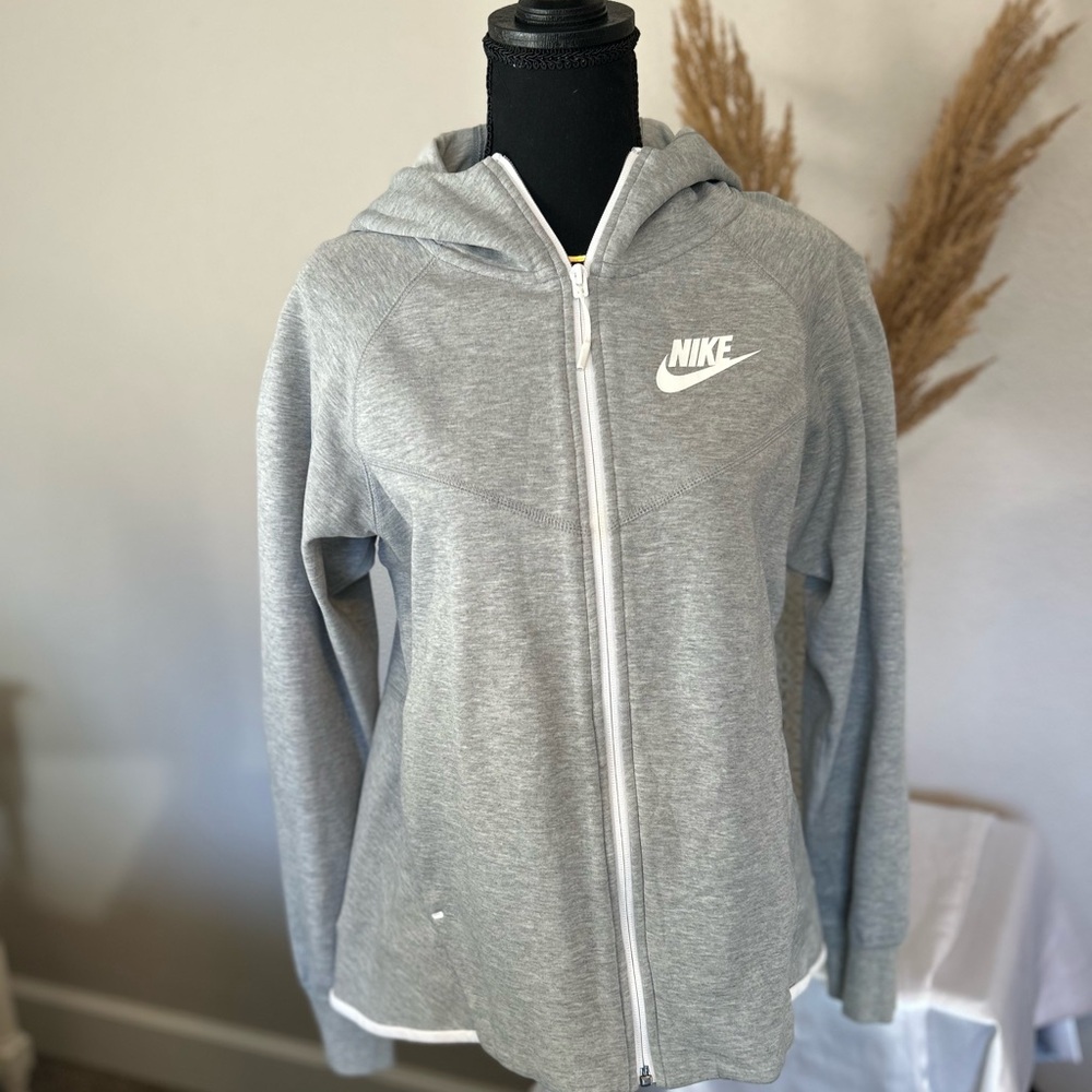 Nike Tech Fleece